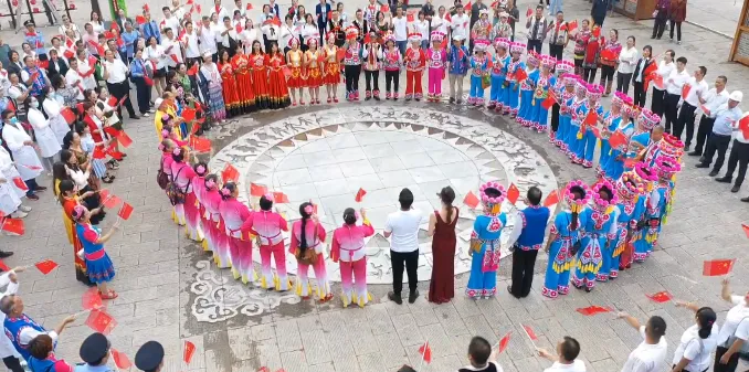 以“四张名片”促“三交” 擦亮滇中民族团结进步底色